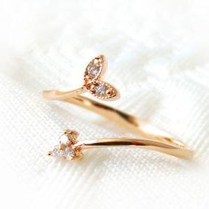 Tiny Sprout Leaf Ring Adjustable Crystal Jewelry..
