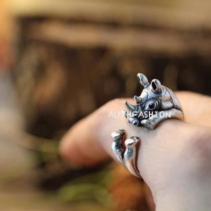 Adjustable Retro Rhino Ring Animal Antique Silver..