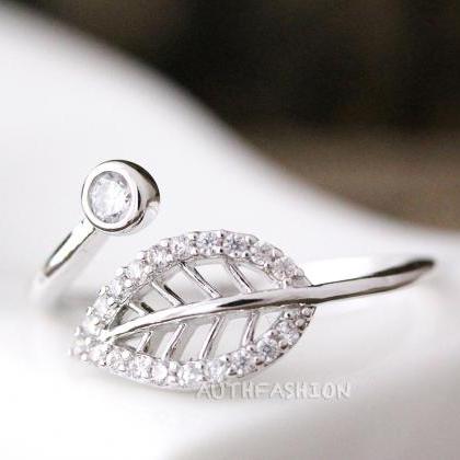 Adjustable Crystal Leaf Ring Twig Ring Silver..