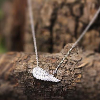 Sterling Silver Angel Wing Pendant Necklace..