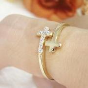 Women's Teen's Sideways Double Cross Ring w Crystal Gold Plated Size Adjustable RC09