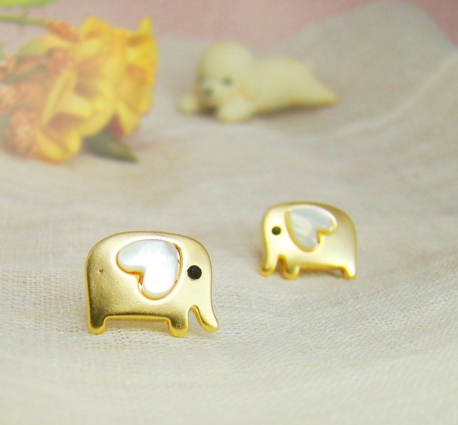 Womens Elephant Earrings Animal Lovely Heart Stud Earrings Mother Of Pearl Heart Gold Plated Nickel