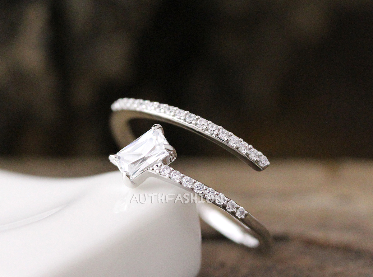 Adjustable Open Ring Parallel Crystal Lines W Square Crystal Simple Unique Byr23