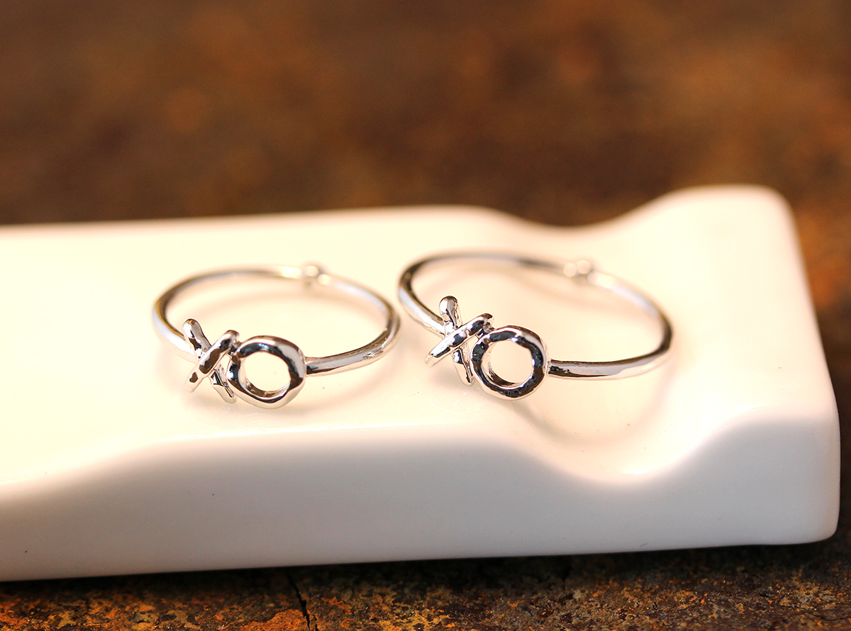 2 Piece Xo Knuckle Ring 3 & 6 Size Kiss And Hug Infinite Love Friend Ring
